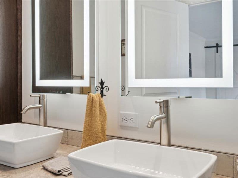 Spectra cs7301 bathroom home features