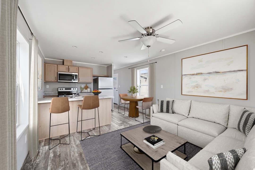 Echo interior home features