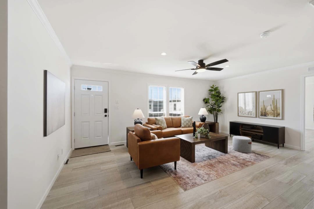 Abundance 1600 interior home features