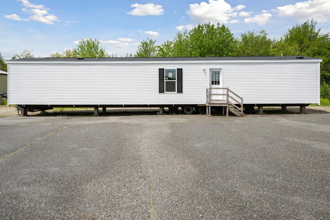 Achiever 6903 hero, exterior, and elevation home features