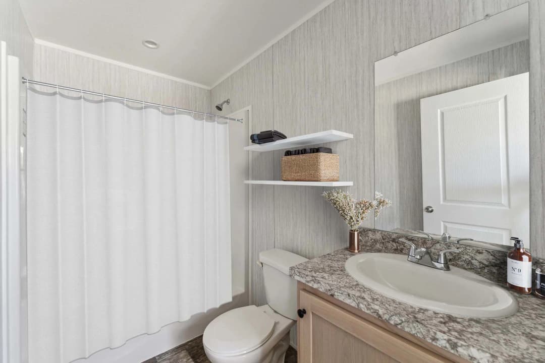 Keuka bathroom home features