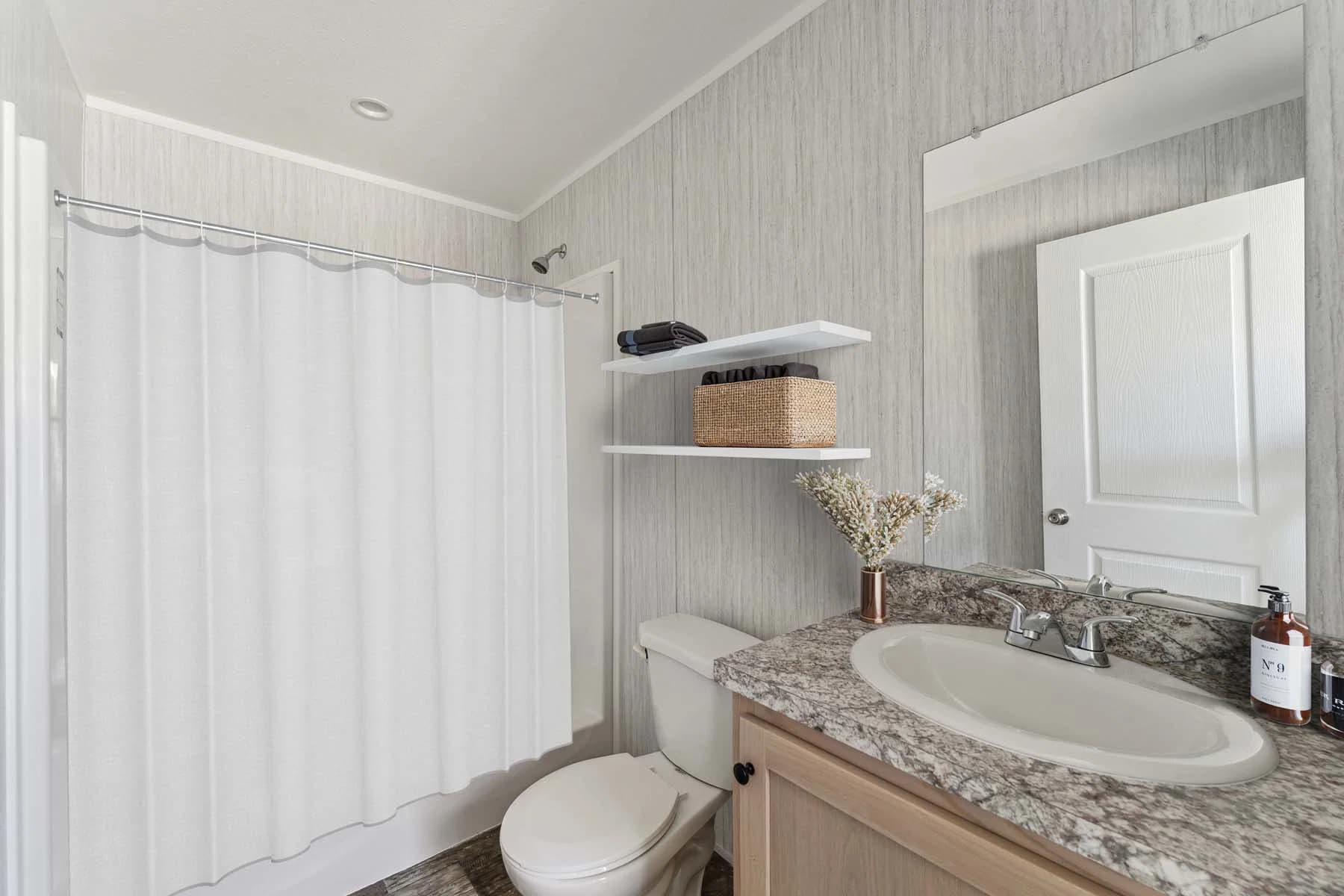 Keuka bathroom home features