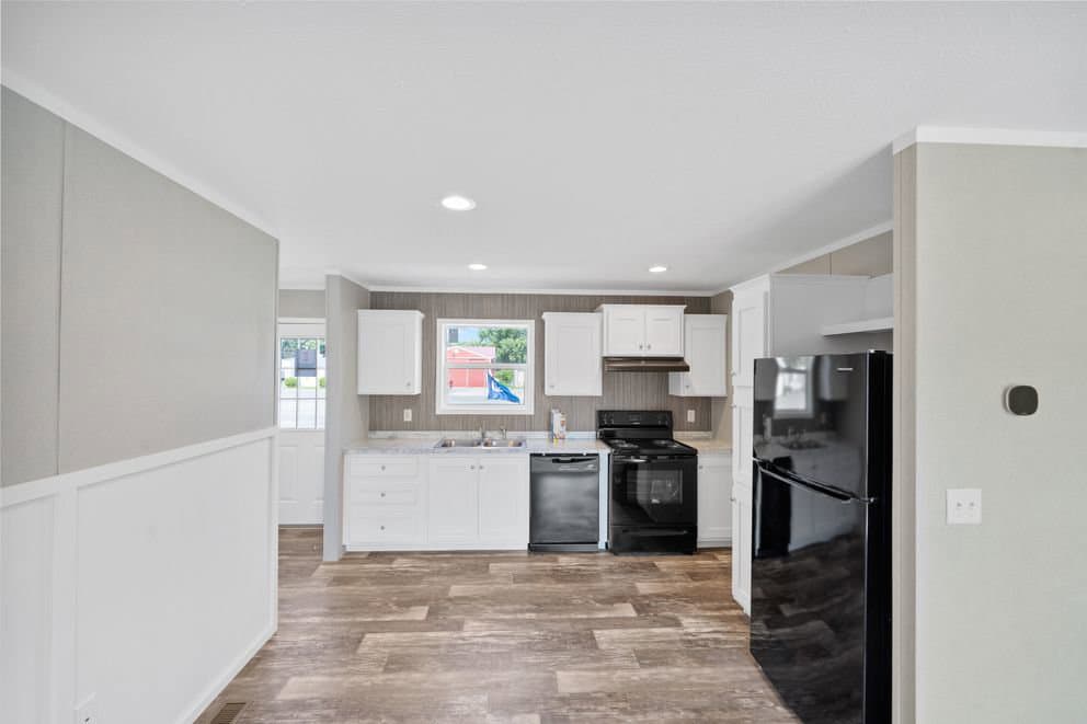Zircon kitchen home features