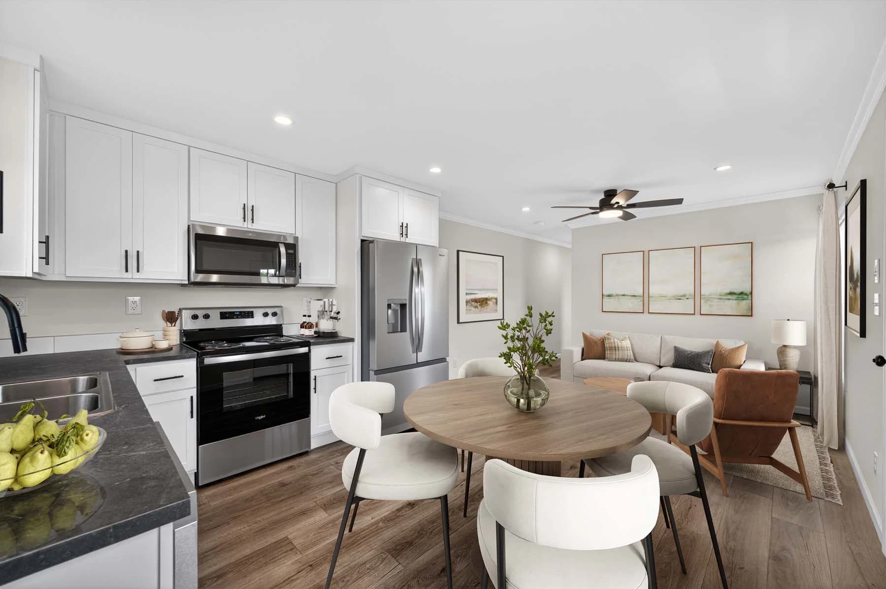 Symphony 641 interior home features