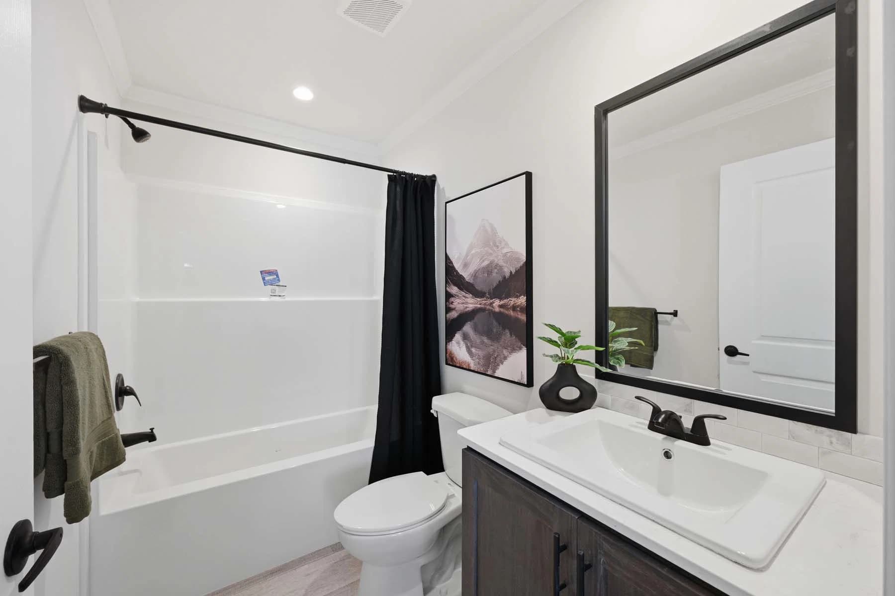 Abundance 1600 bathroom home features