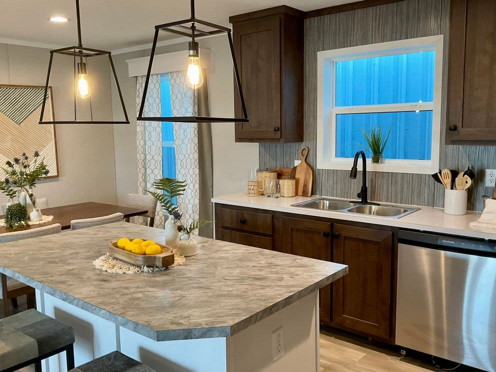 Amethyst 48 kitchen home features