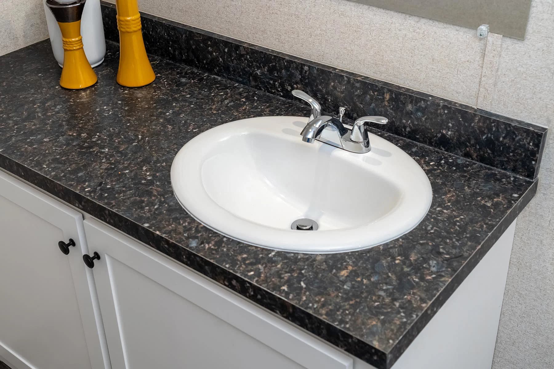 Flagstaff bathroom home features