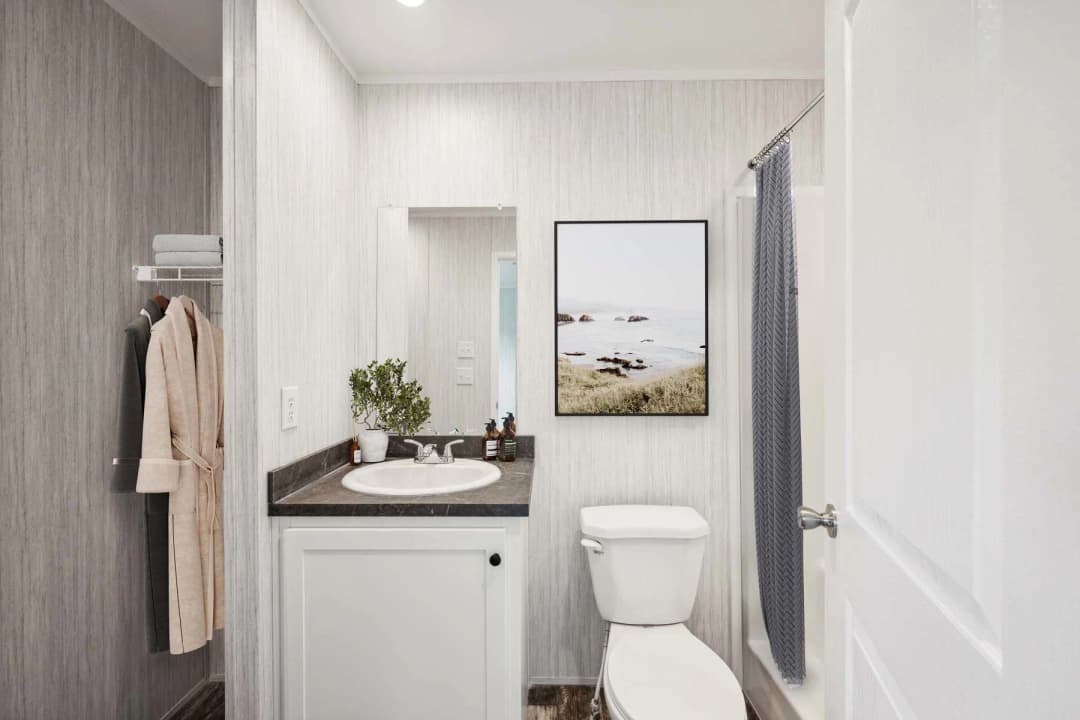 Otis 3 bathroom home features