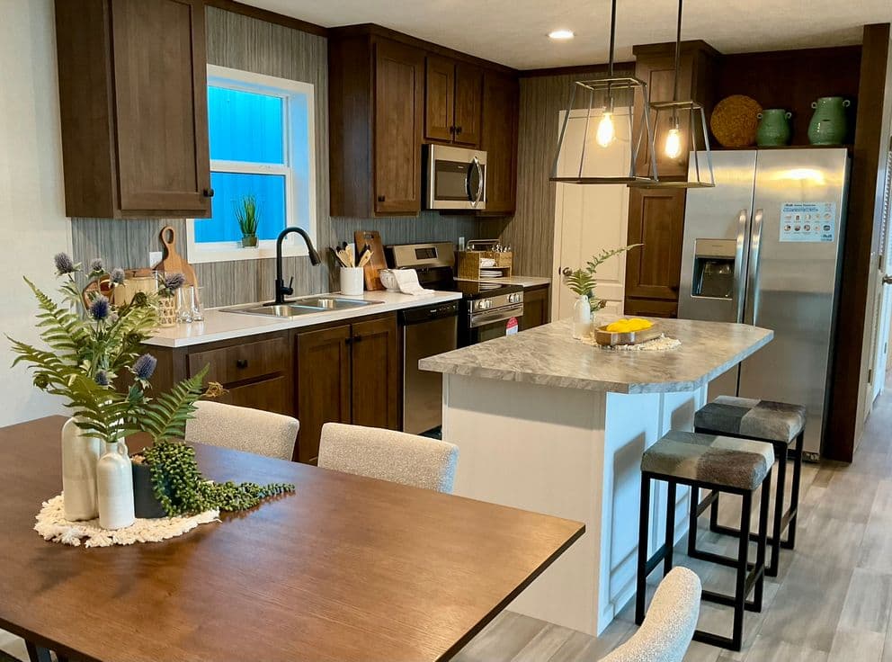 Amethyst 48 kitchen home features