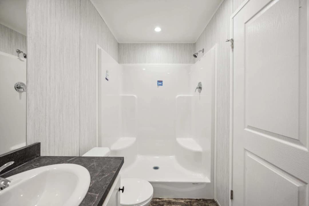 Otis 3 bathroom home features