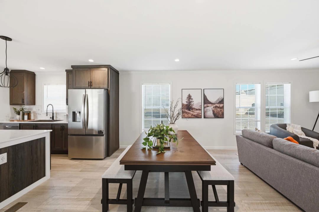 Abundance 1600 interior home features