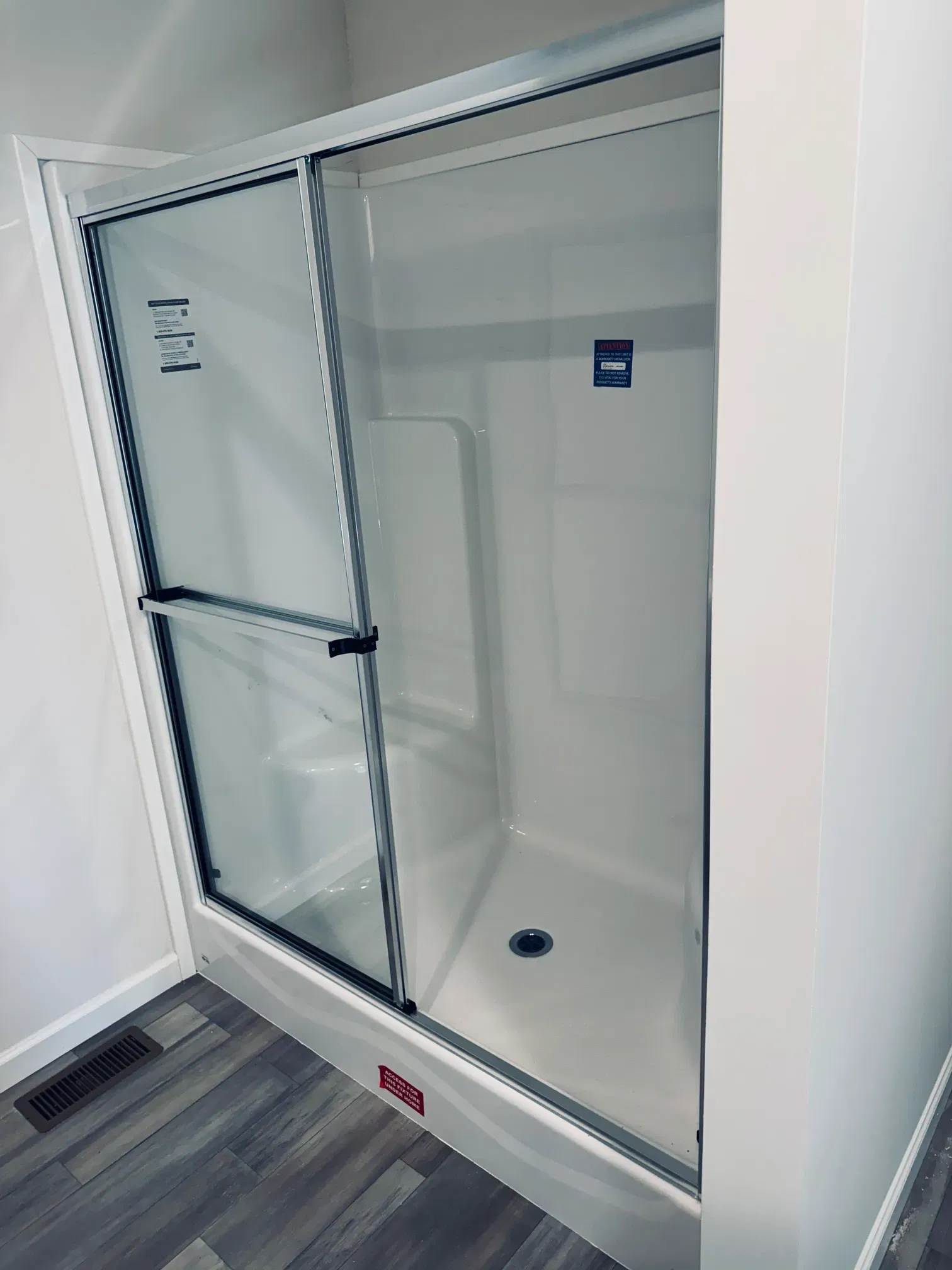 Tourmaline bathroom home features