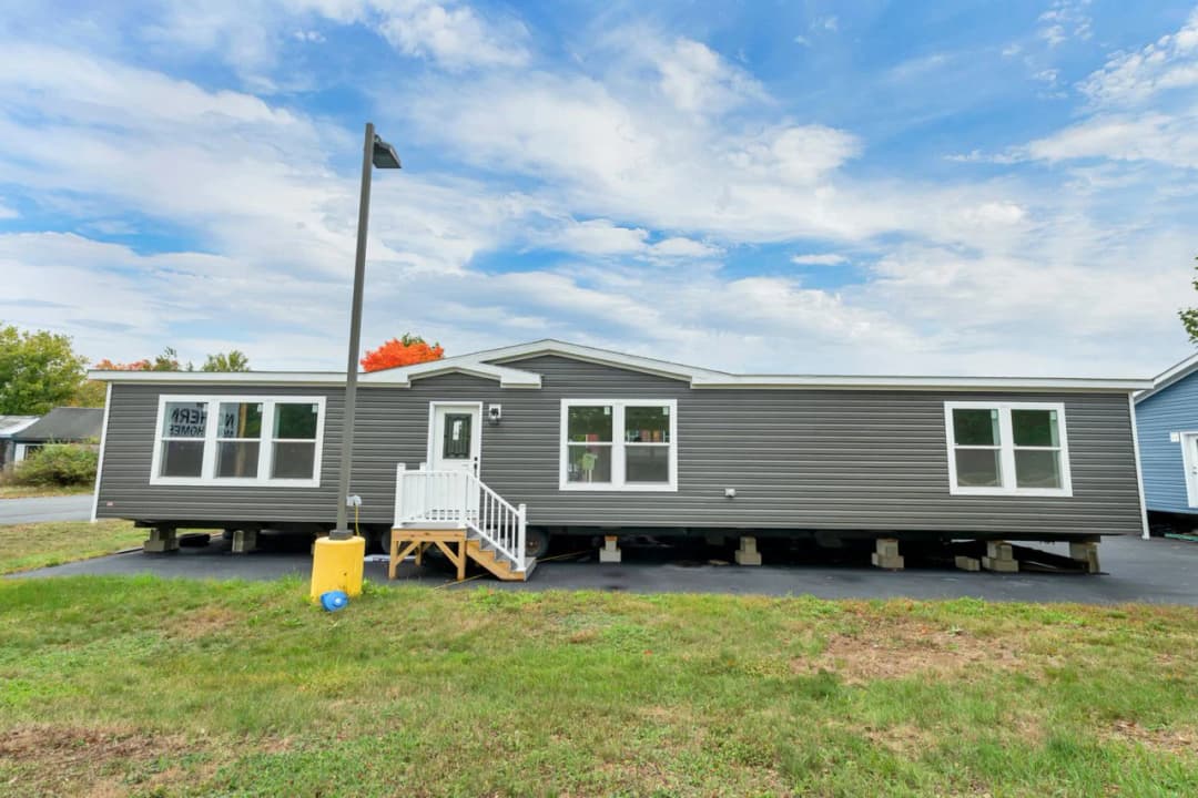 Spinel 64 hero, elevation, and exterior home features