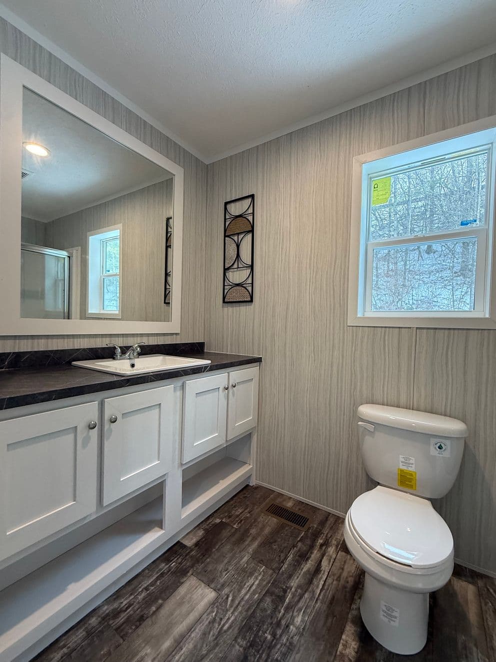Amber bathroom home features