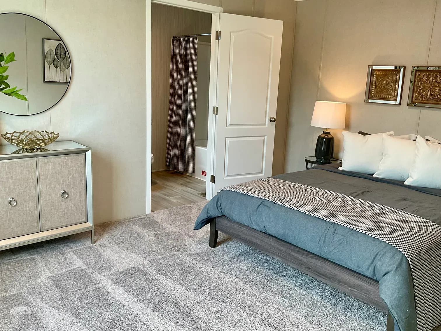 Peridot 66 bedroom home features