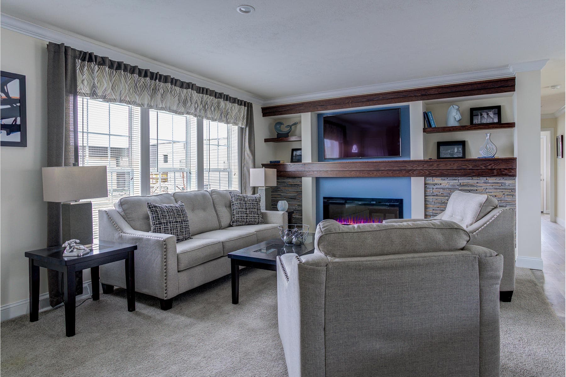 Spectra rh7100 interior home features