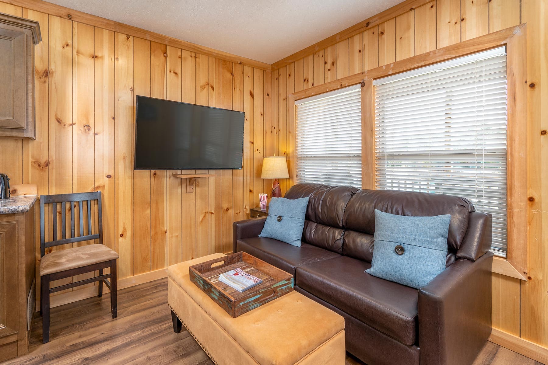 Shore park 4110b interior home features