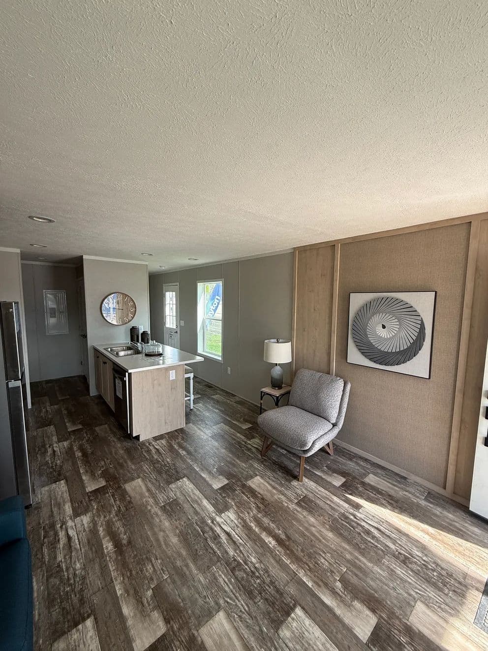 Onyx 40 interior home features