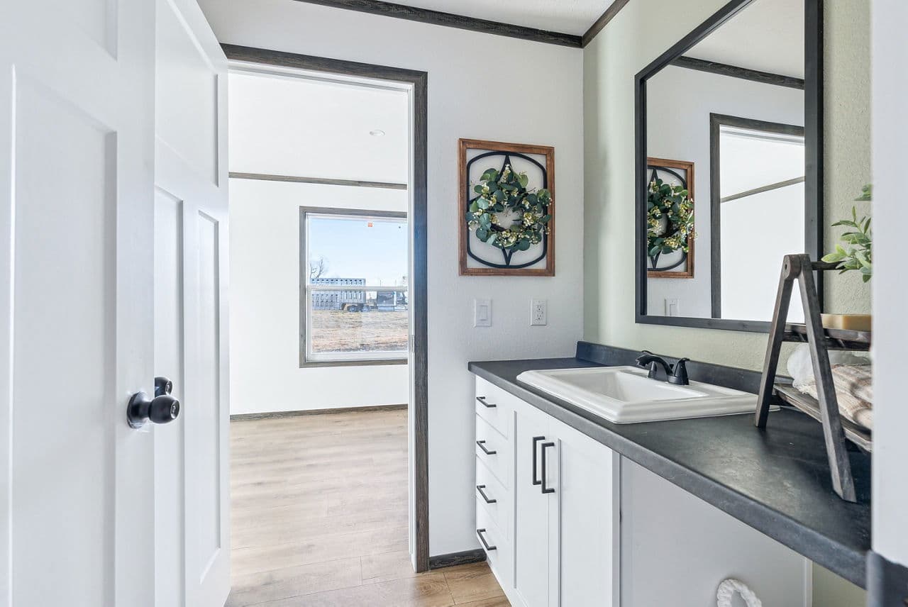 Bravery 2027 (5 bed)  home features