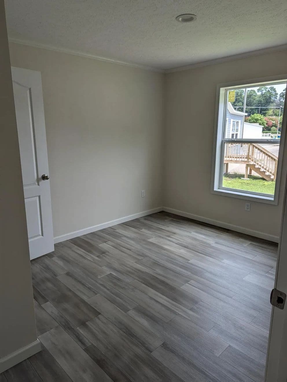 Moonstone bedroom home features