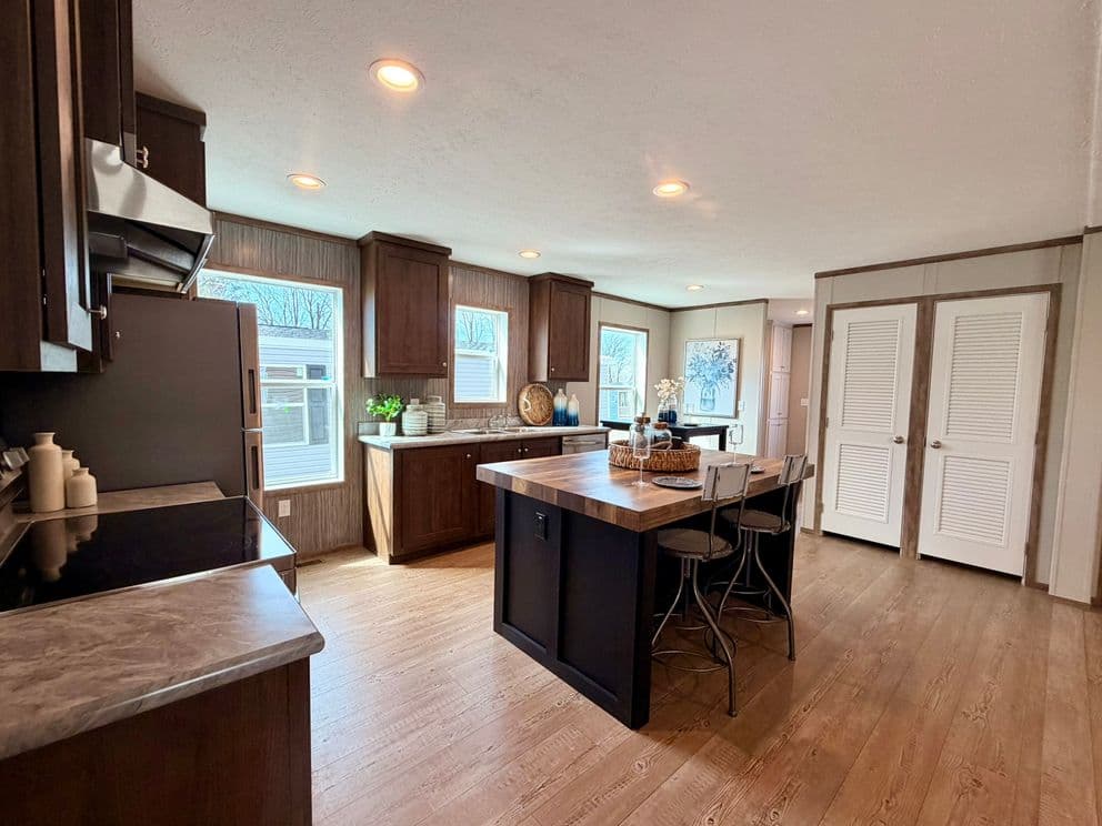Apatite 40 kitchen home features