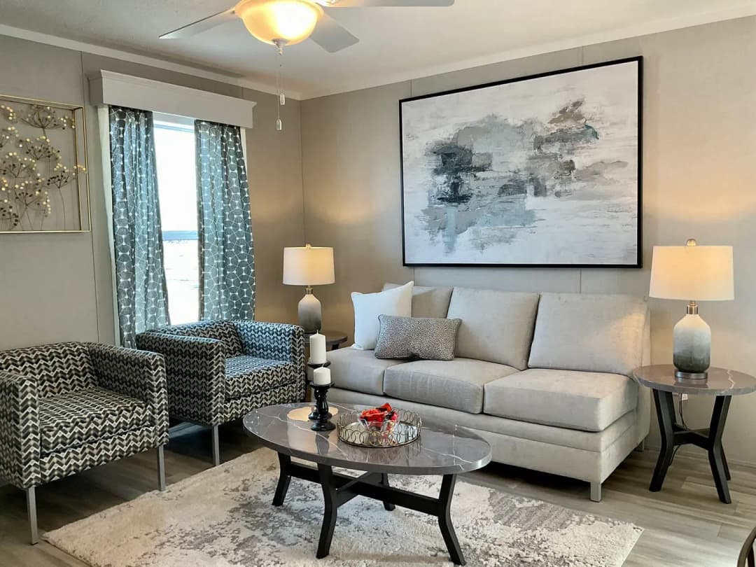 Peridot 66 interior home features