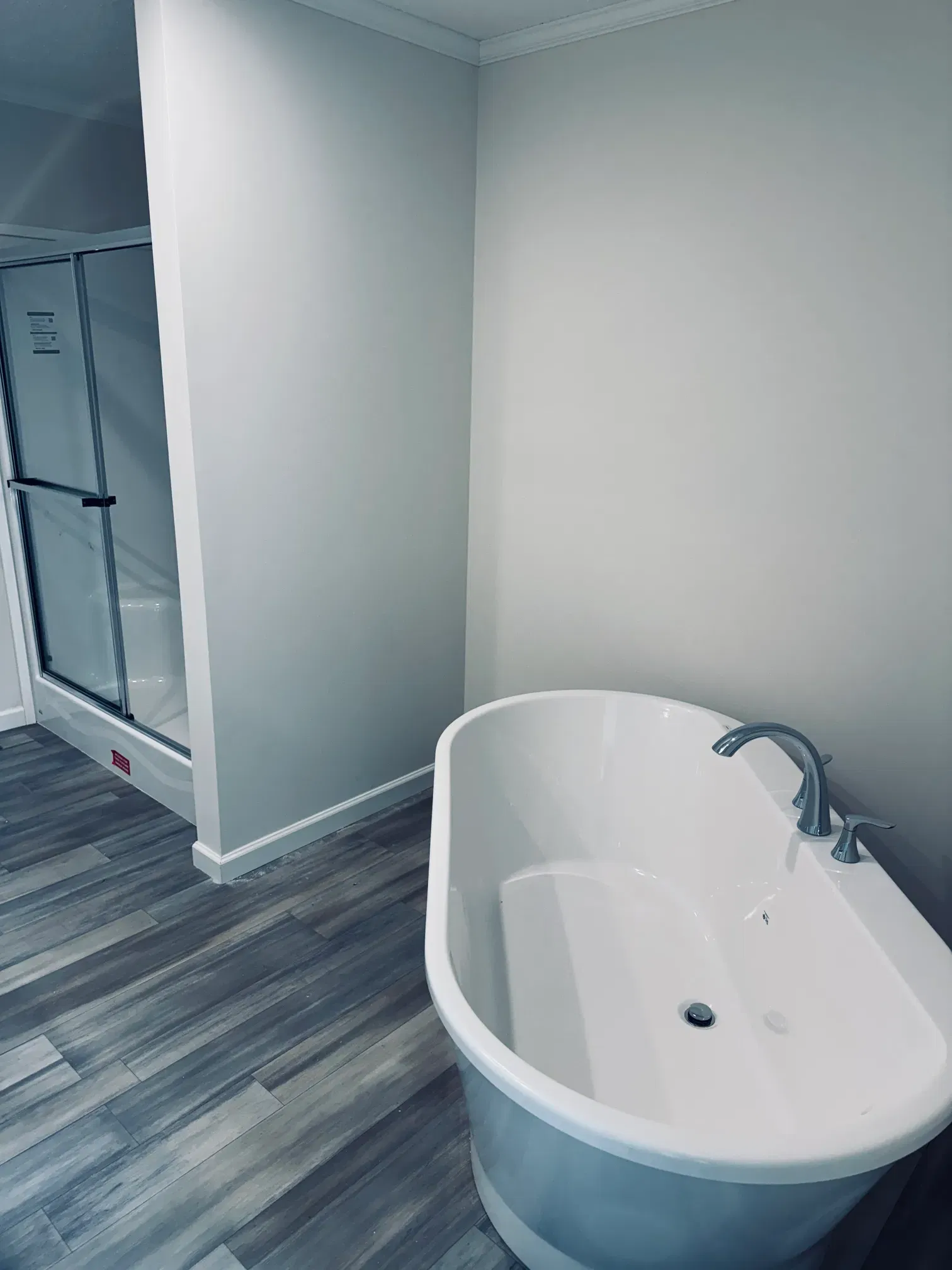 Tourmaline bathroom home features