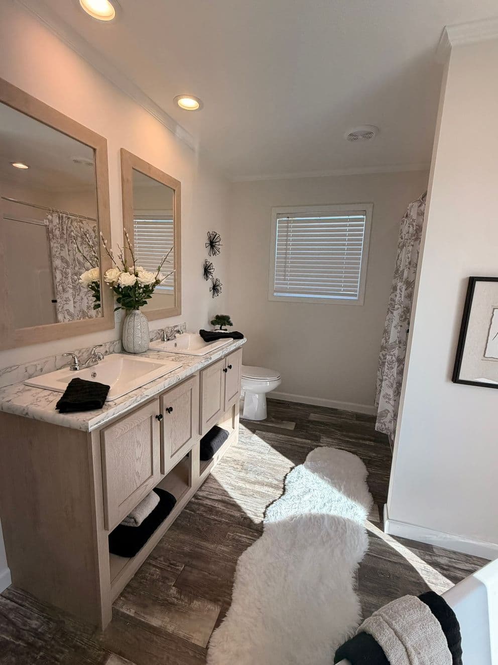 Tourmaline (4 bed) bathroom home features