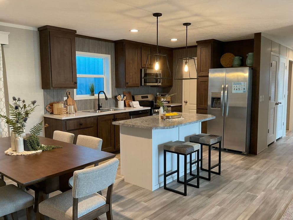 Amethyst 48 kitchen home features