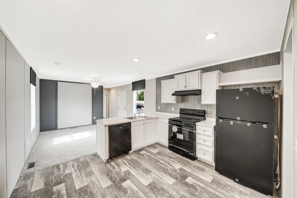 Ruby kitchen home features