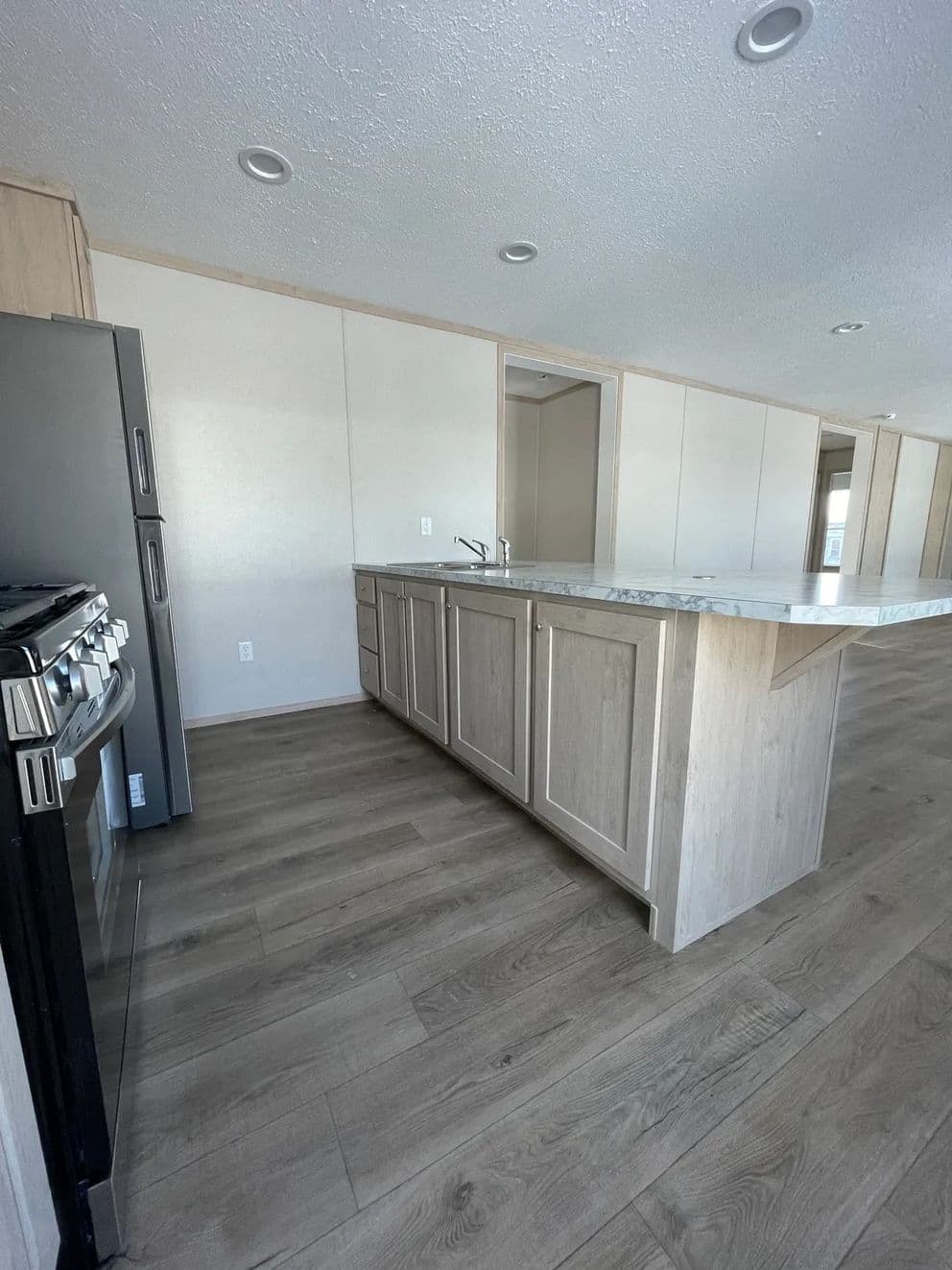 Jade 48 kitchen home features