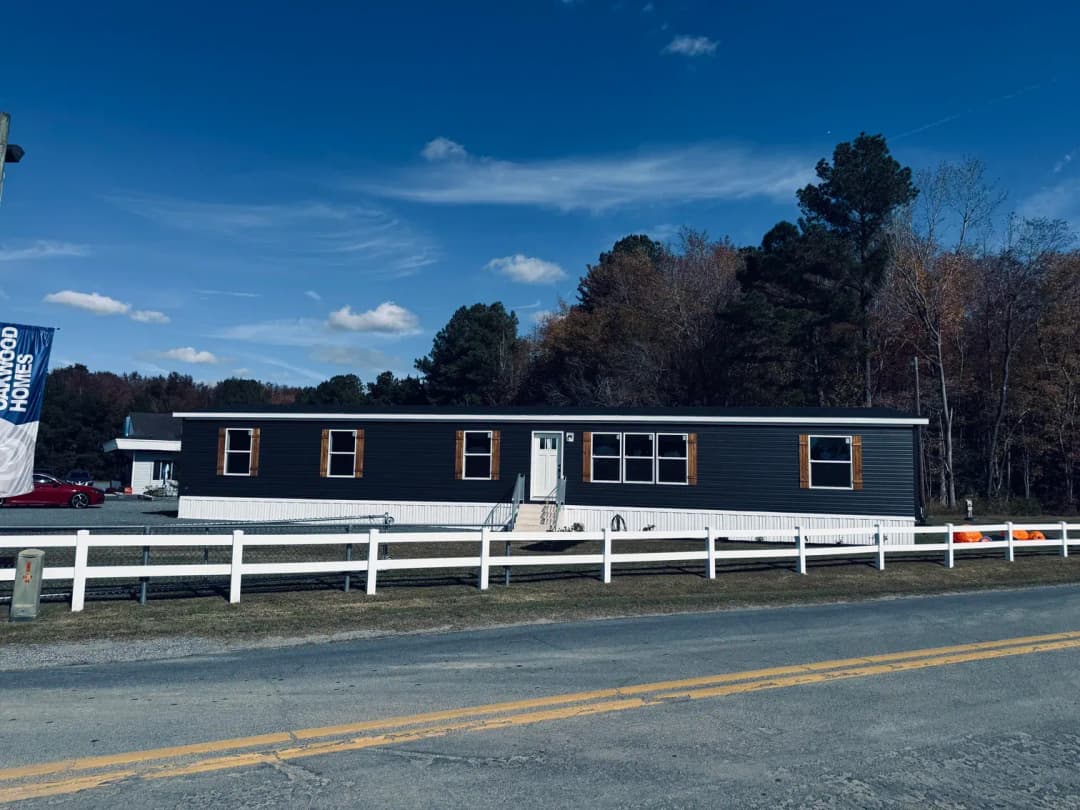 Tourmaline exterior home features